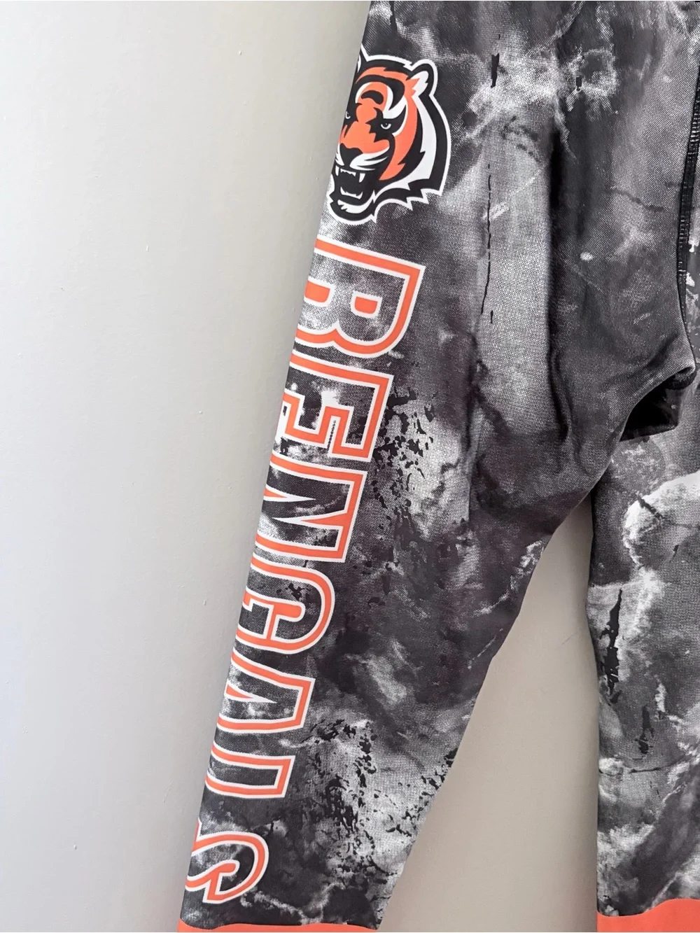 Cincinnati Bengals NFL Athletic Leggings High Rise Yoga Pants Medium